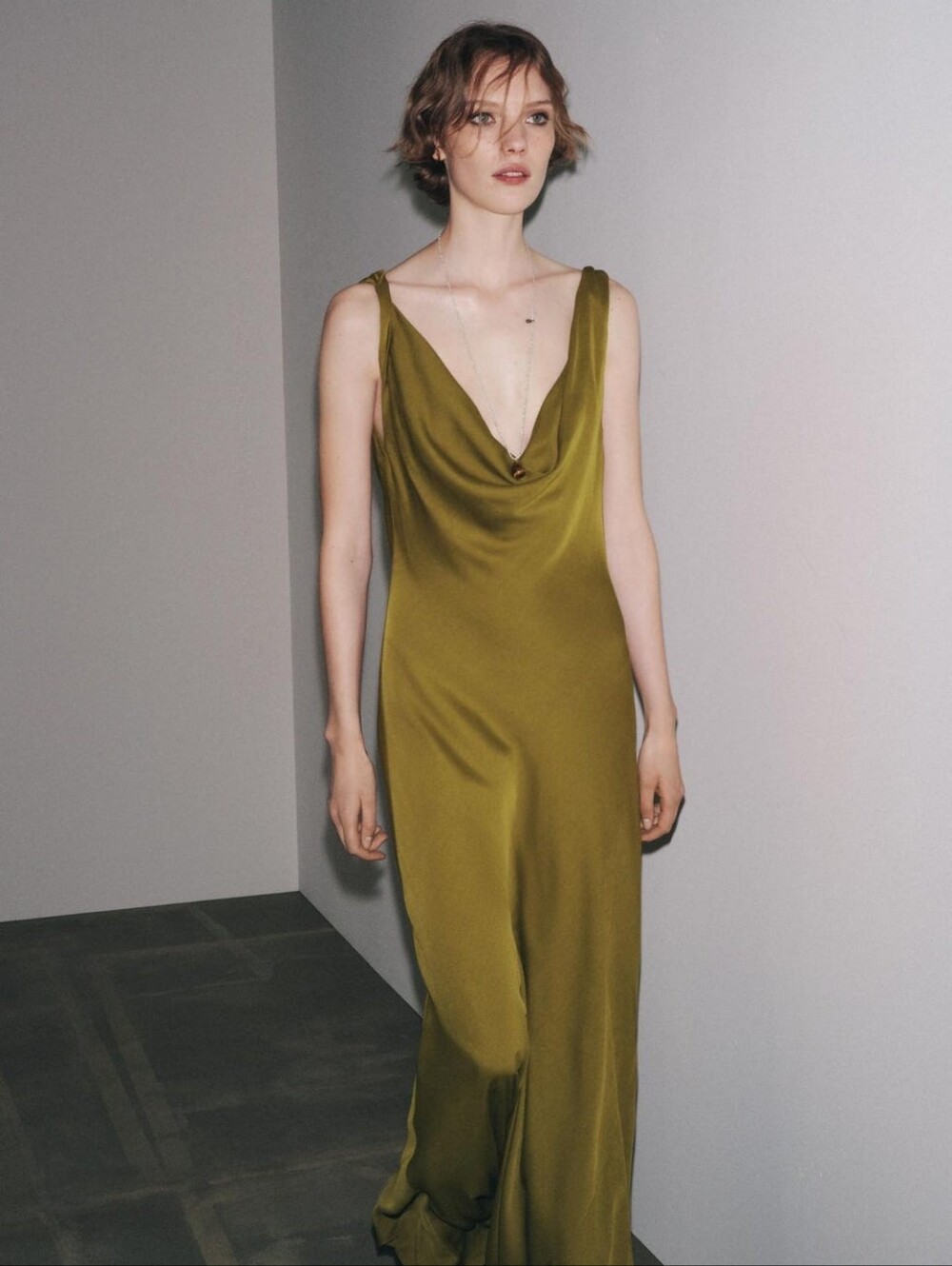 Zara Ss25 Olive Green Backless Satin Dress